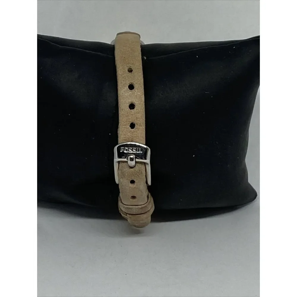 Fossil ES2830 Women's Leather Analog Beige Dial Quartz Genuine Wrist Watch GE501